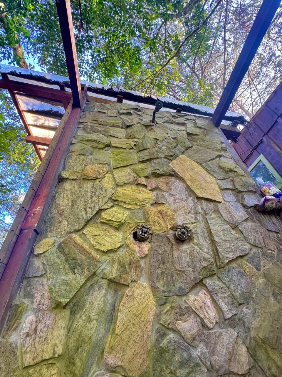 Chuveiro externo da Sauna